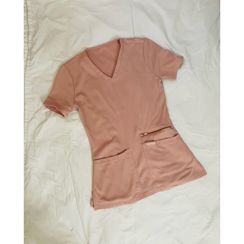 Jaanuu Womens Size XXS Blushing Pink Slim 4-Pocket Ultra Soft Scrub Top
